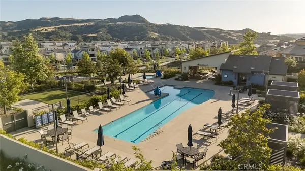 $1,150,000 | 726 Sunrise Road, Rancho Mission Viejo, CA 92694