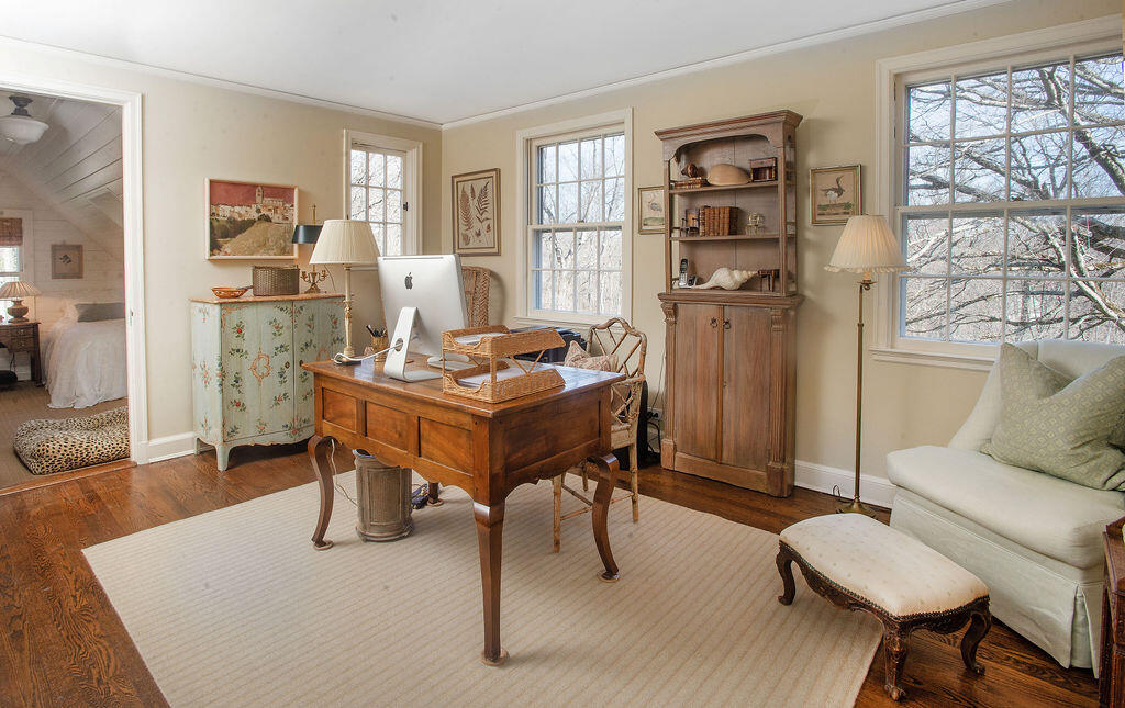 399 Laurel Road New Canaan, CT 06840 - Photo 32 of 37 399Laurel-11