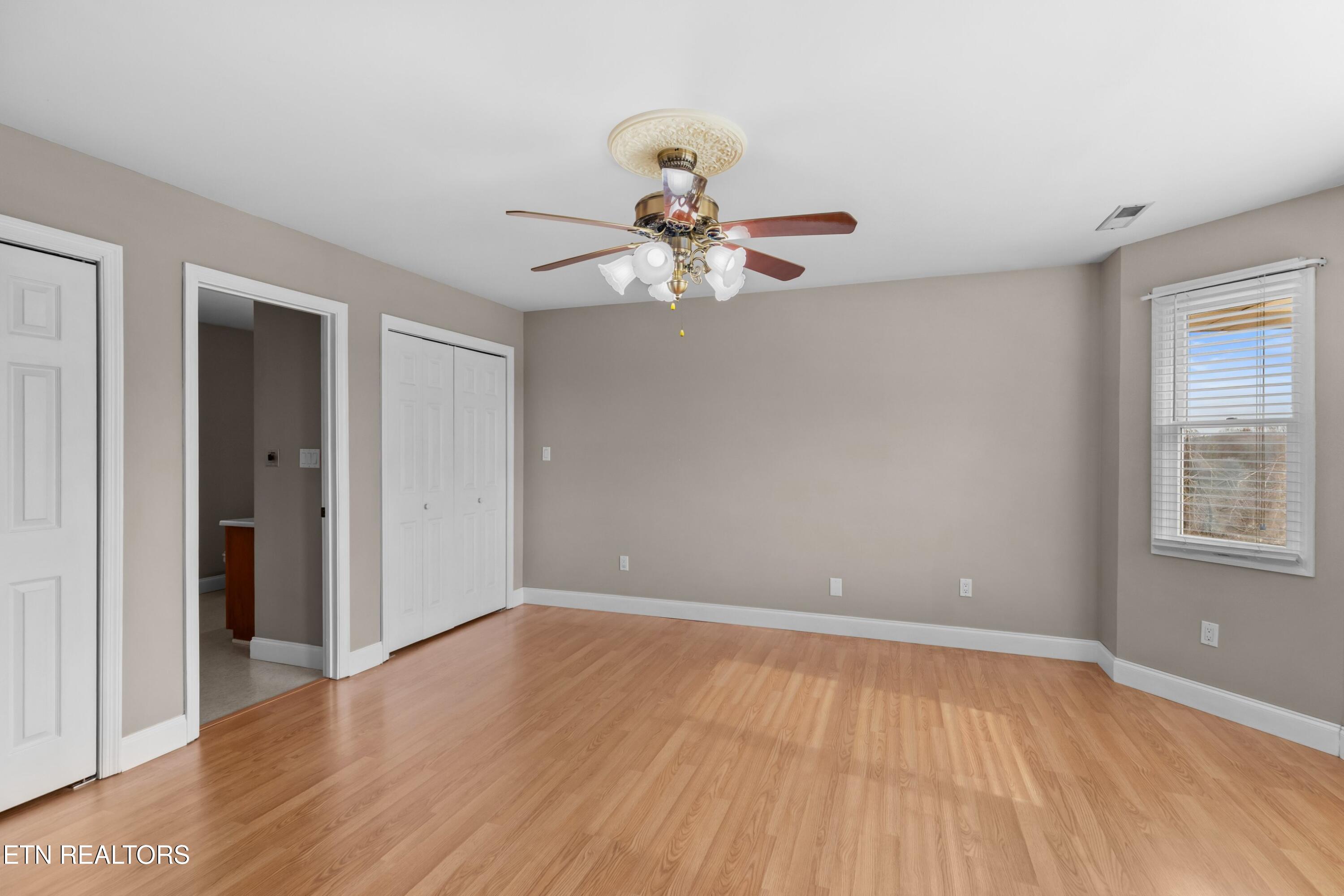 1010 Old Jacksboro Road New Tazewell, TN 37825 - Photo 16 of 43 024-1010OldJacksboroRoad-NewTazewell-TN-