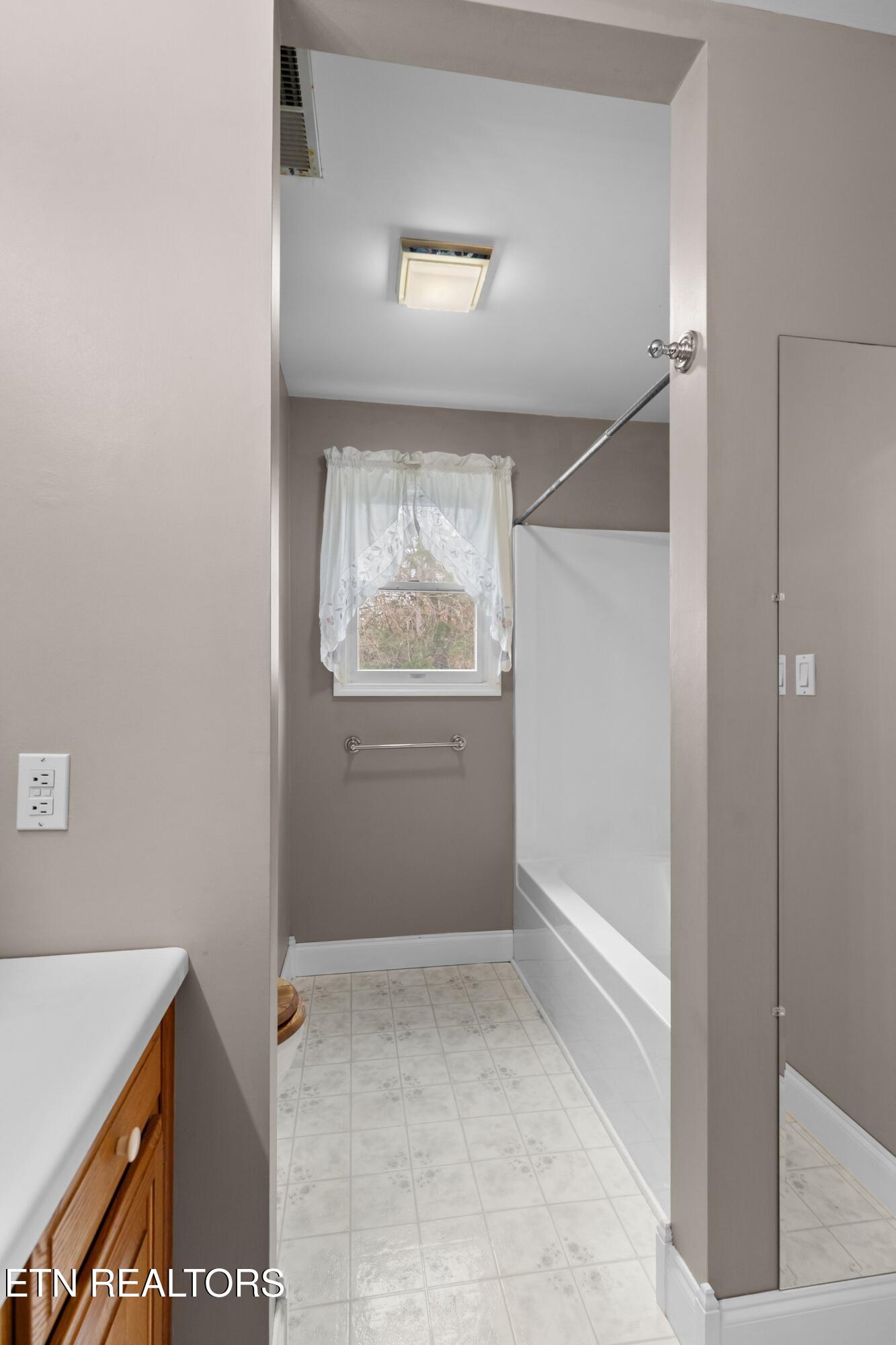 1010 Old Jacksboro Road New Tazewell, TN 37825 - Photo 23 of 43 032-1010OldJacksboroRoad-NewTazewell-TN-