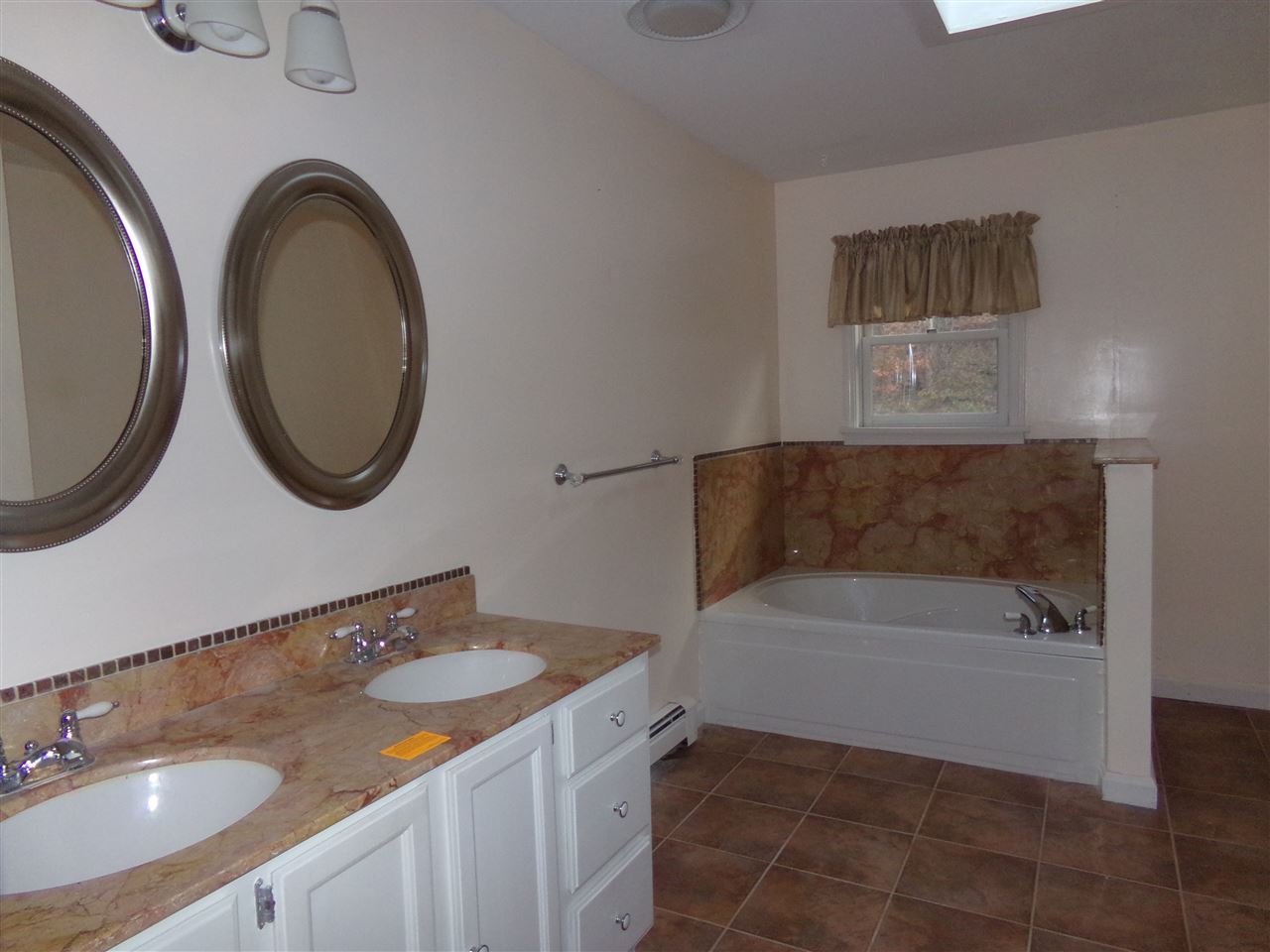 115 Fox Hill Road Shaftsbury, VT 05262 - Photo 14 of 30 Gallery Image 14