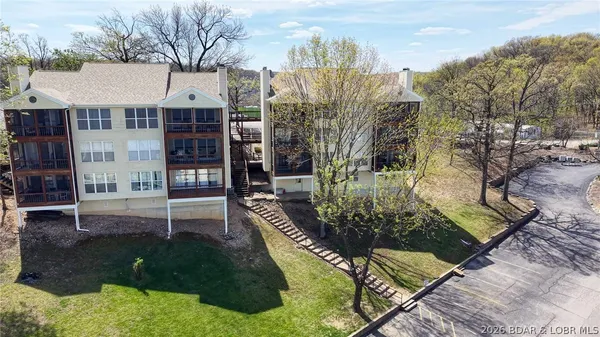 $245,000 | 6005 Baydy Peak Road, Unit 1104, Osage Beach, MO 65065
