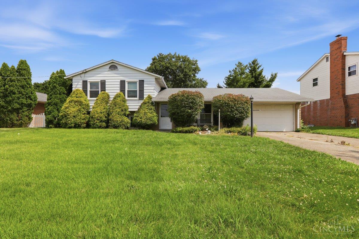 5110 Foley Road Cincinnati, OH 45238 - Photo 3 of 34