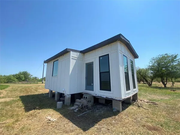 $89,900 | 25 &26 Edgewater Beach Club, Haskell, TX 79521