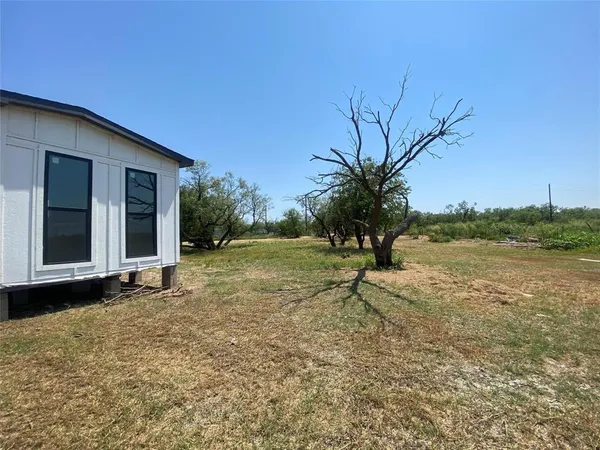 $89,900 | 25 &26 Edgewater Beach Club, Haskell, TX 79521