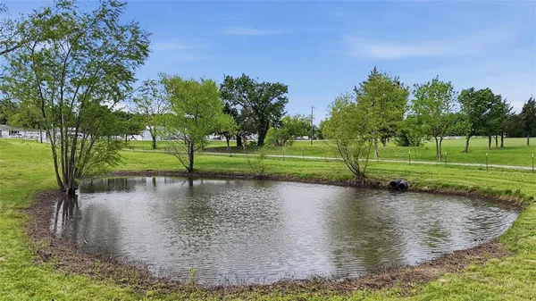 $1,198,000 | 4877 Farm To Market 84, Denison, TX 75020