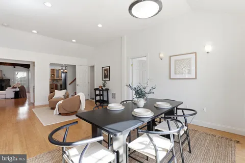 $925,000 | 4105 Wexford Drive, Kensington, MD 20895