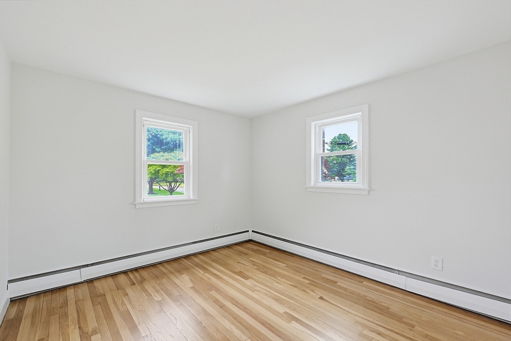 31 Cold Spring Road Holliston, MA 01746 - Photo 18 of 35 Gallery Image 18