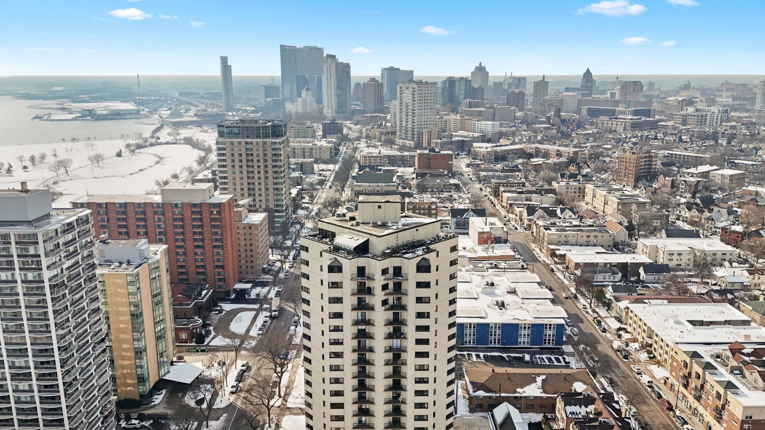 1633 North Prospect Avenue, Unit 3E Milwaukee, WI 53202 - Photo 18 of 22 Aerial View