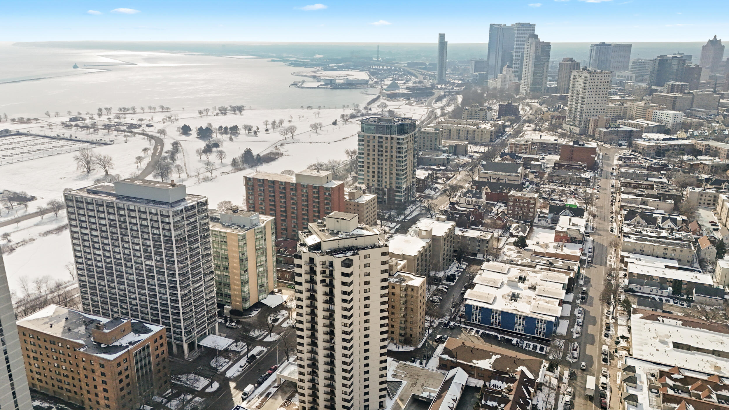 1633 North Prospect Avenue, Unit 3E Milwaukee, WI 53202 - Photo 19 of 22 Aerial View