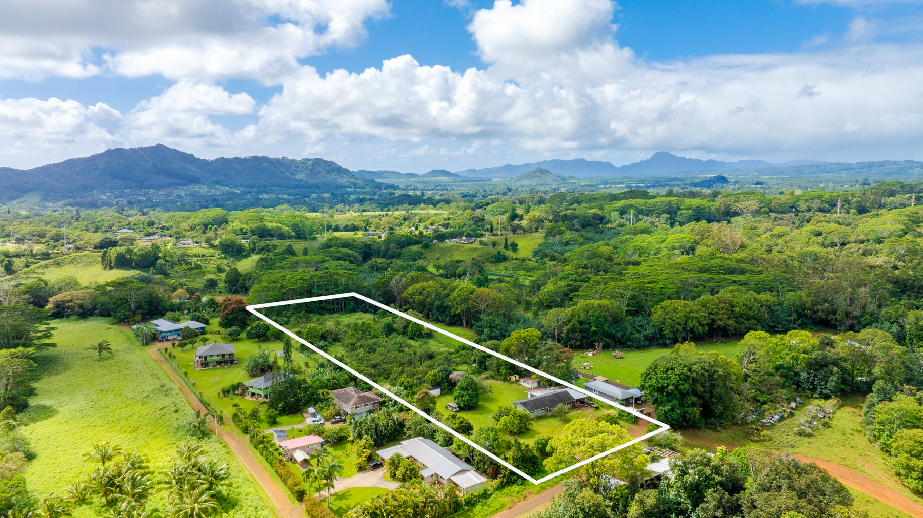 1392 Kanepoonui Road Kapaa, HI 96746 - Photo 2 of 30