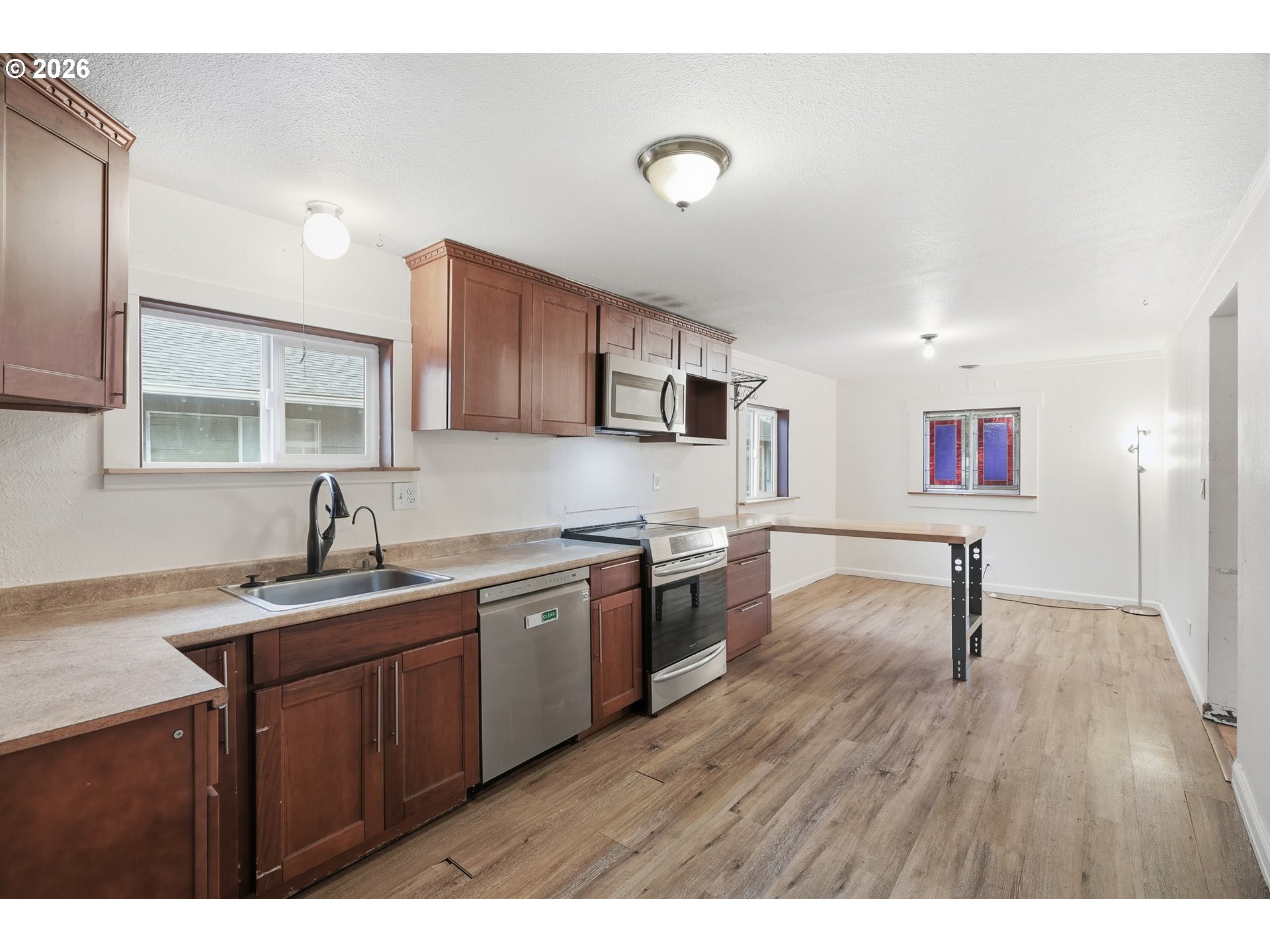 11320 Northeast Morris Street Portland, OR 97220 - Photo 8 of 41