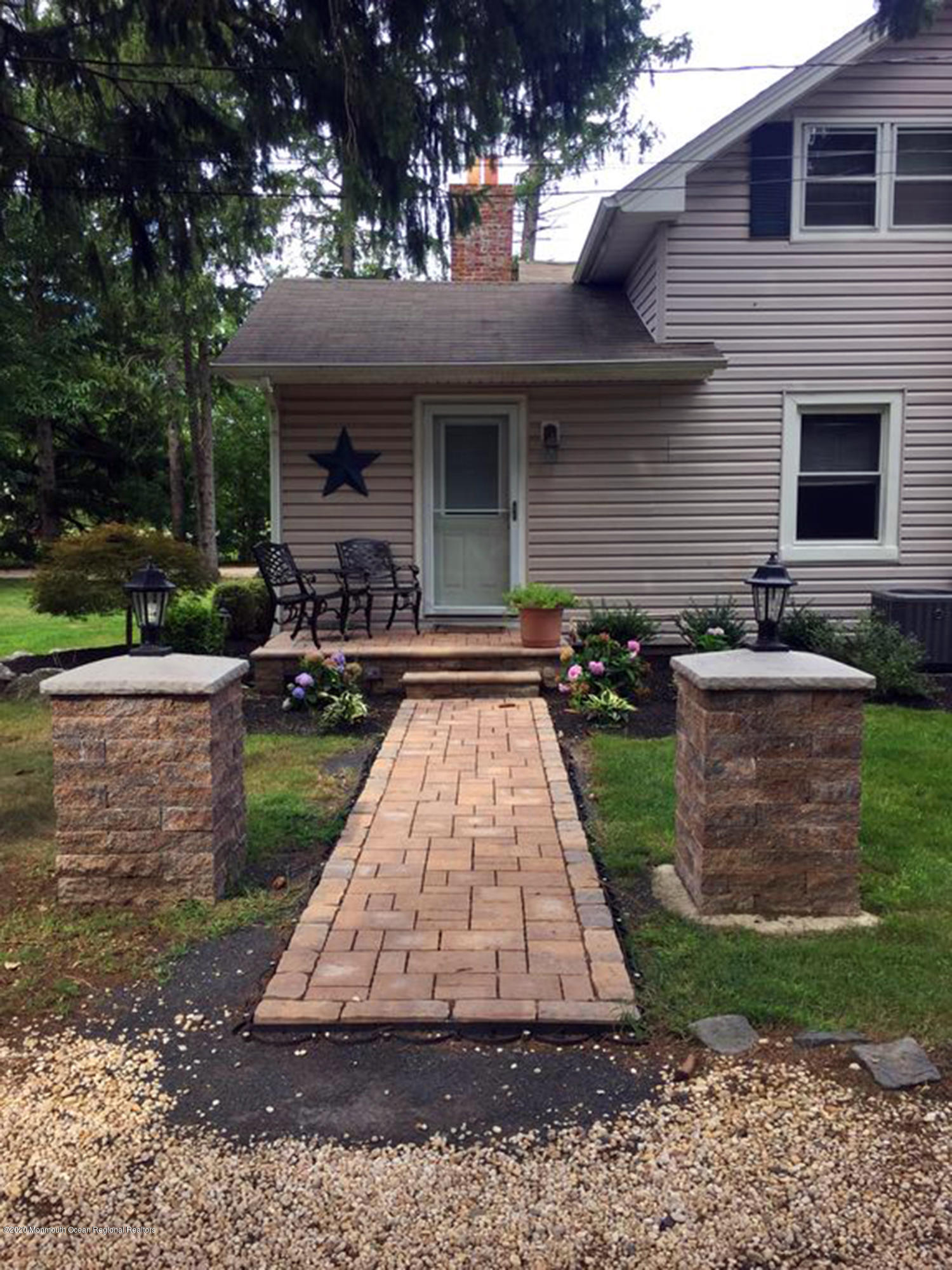 1871 Lanes Mill Road Brick, NJ 08724 - Photo 26 of 31 a front view of a house with a yard
