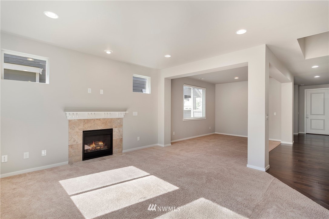 18504 115th Place Southeast Renton, WA 98055 - Photo 16 of 40 a view of an empty room and glass door