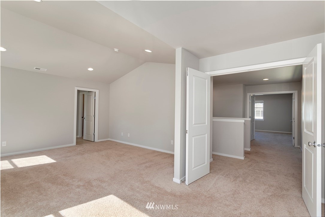 18504 115th Place Southeast Renton, WA 98055 - Photo 20 of 40