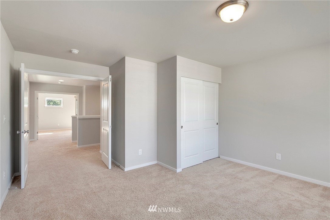 18504 115th Place Southeast Renton, WA 98055 - Photo 33 of 40 a view of a livingroom and a windows