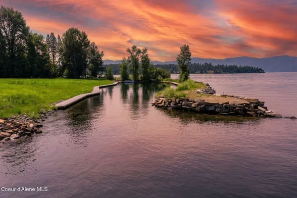 $950,000 | Lot 4 Mill Harbor Lane, Hope, ID 83836
