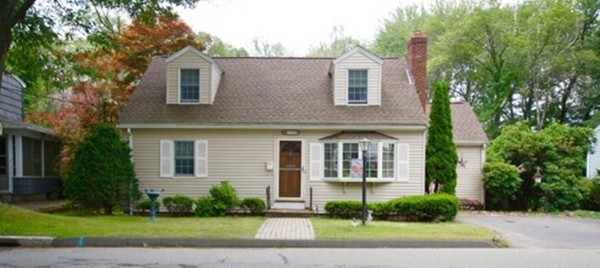 180 Den Quarry Road Lynn, MA 01904 - Photo 1 of 3 Gallery Image 1