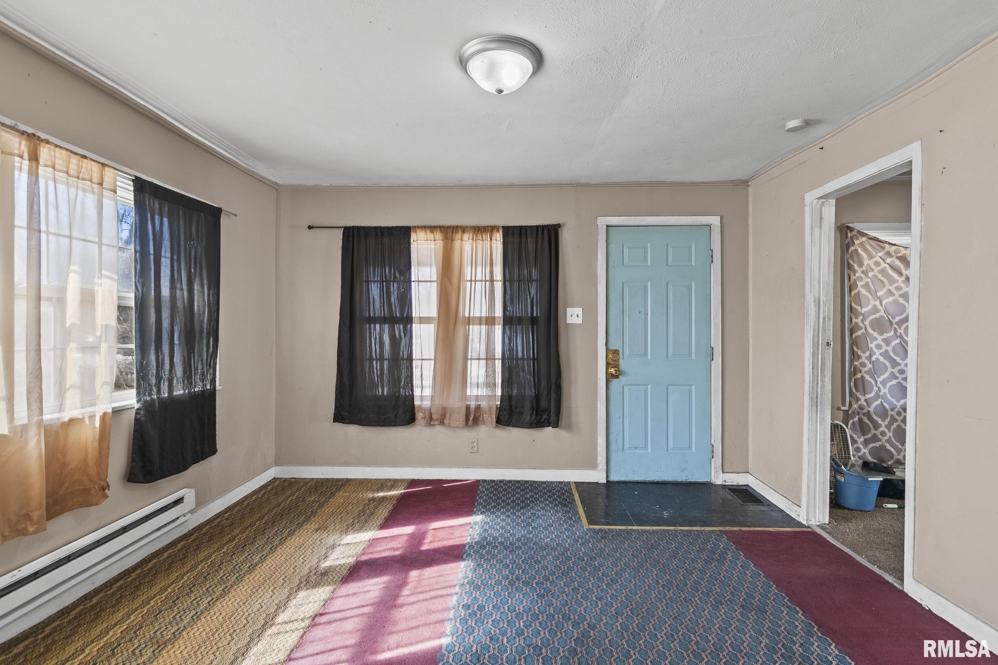 2160 South 14th Street Springfield, IL 62703 - Photo 2 of 25 Gallery Image 2
