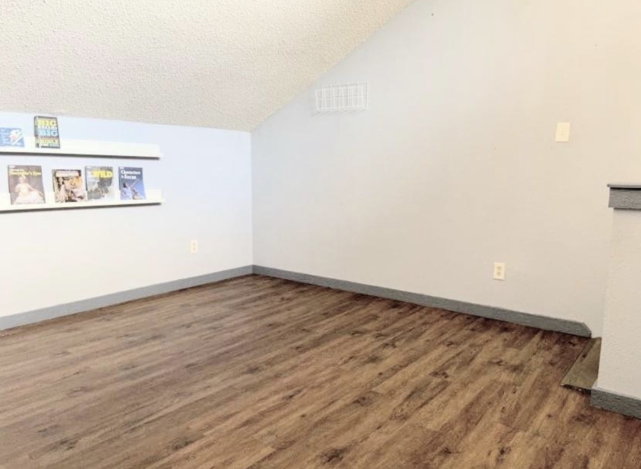 12900 Walden Road, Unit 216B Montgomery, TX 77356 - Photo 14 of 44 Secondary Bedroom