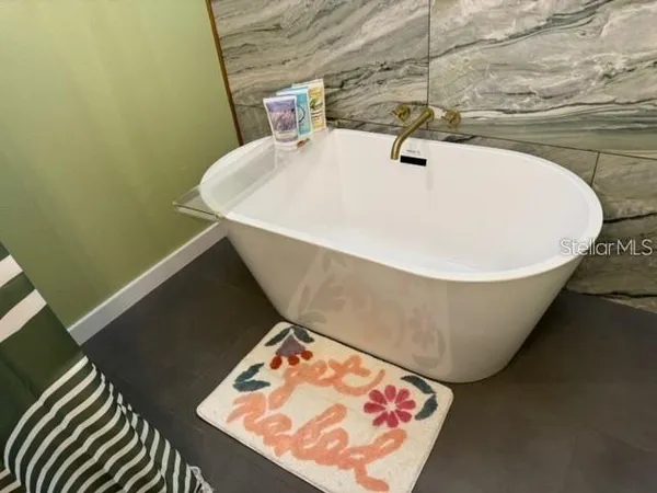 a close view of sink