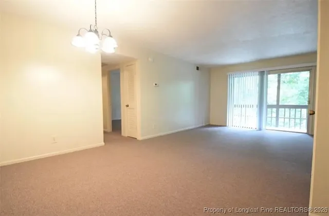 $950 | 629 Gables Drive, Unit 2 6 13 & 19, Fayetteville, NC 28301
