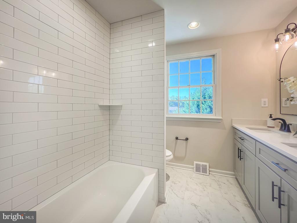 736 Timber Trail Lane Springfield, PA 19064 - Photo 28 of 47 Gallery Image 28