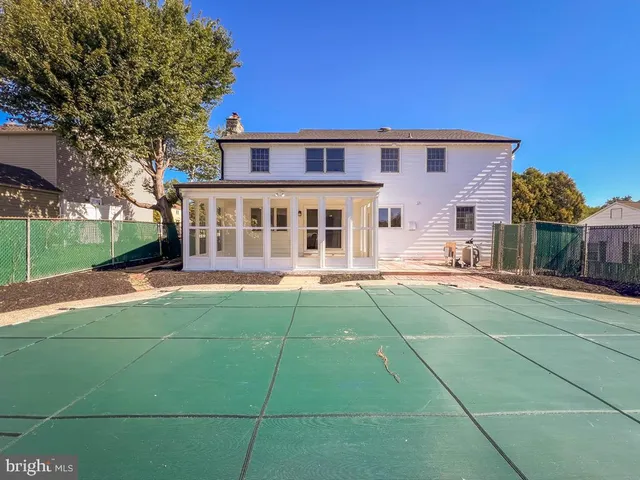 a house view with a outdoor space