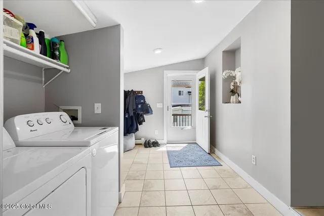 $399,900 | 39 Hudson Street, South Glens Falls, NY 12803