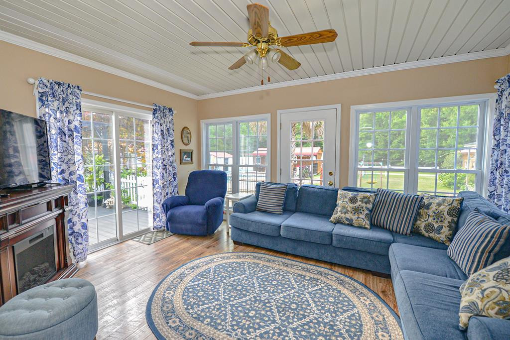 1542 Geddings Road Manning, SC 29102 - Photo 16 of 43