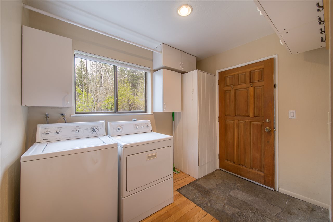 12571 Pine Forest Road Truckee, CA 96161 - Photo 12 of 17 Gallery Image 12