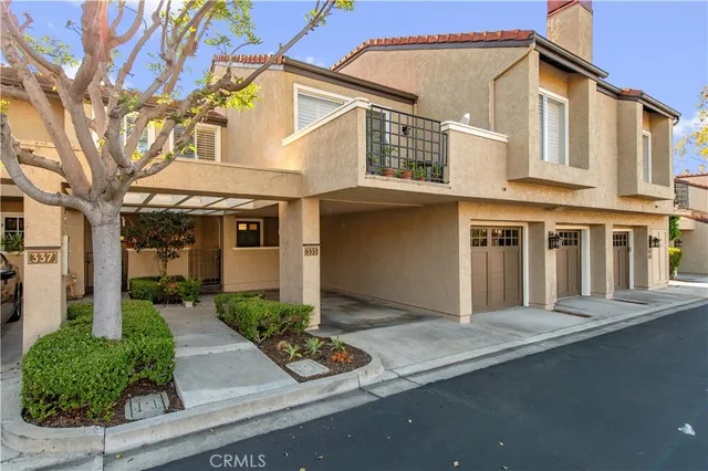 $999,980 | 335 Stanford Court, Irvine, CA 92612