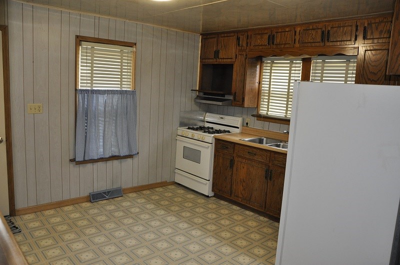 85 South Meridian Road Jasper, IN 47546 - Photo 8 of 18