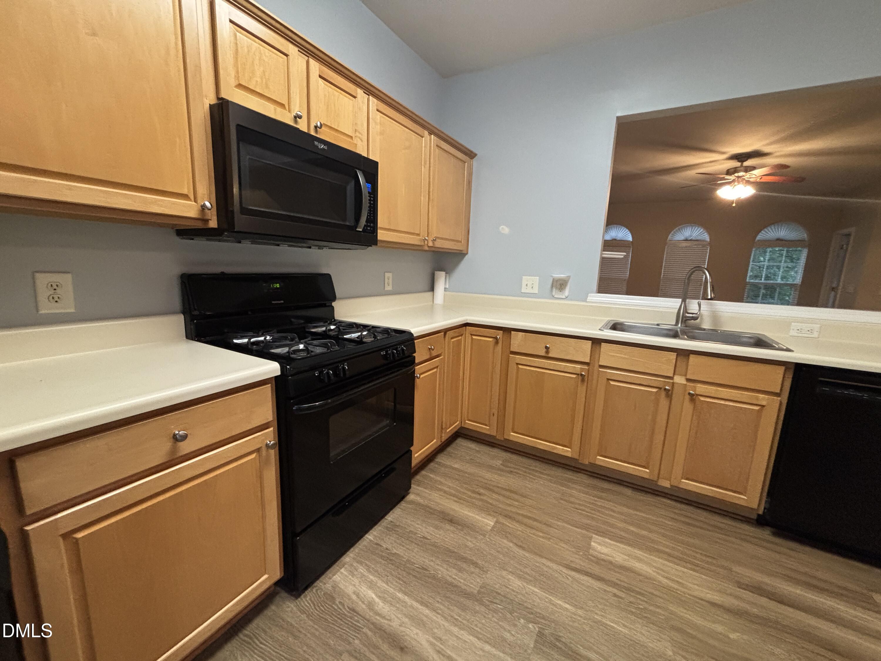 7252 Corvette Court Raleigh, NC 27613 - Photo 36 of 62 20260623_174107055_iOS