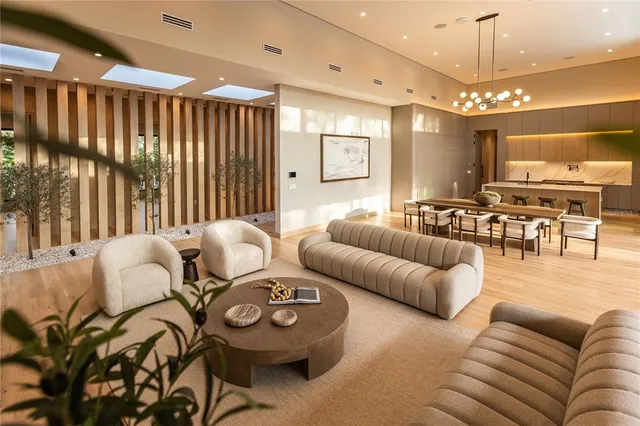 $4,499,995 | 8968 Bay Cove Court, Orlando, FL 32819