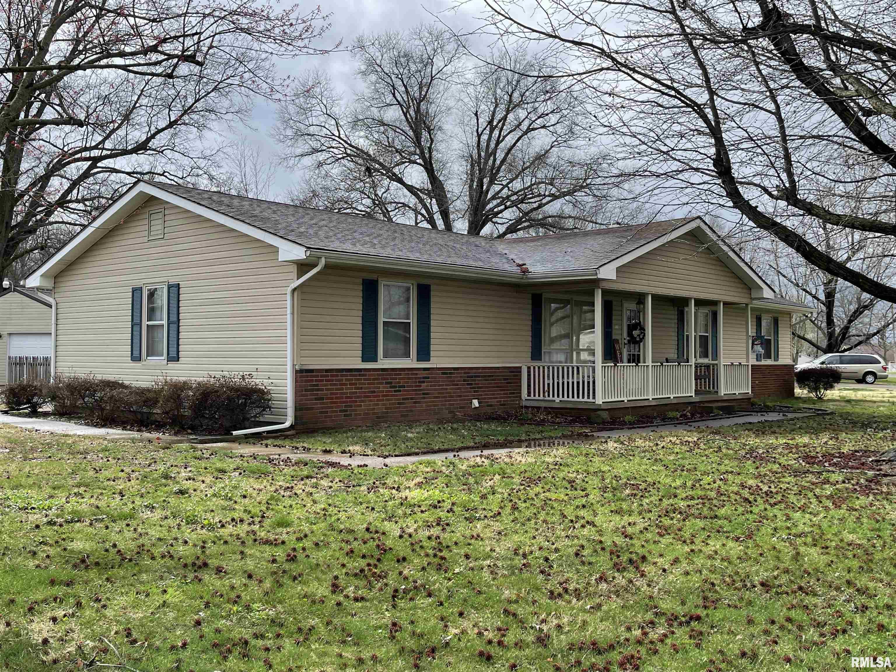 301 Red Row Marion, IL 62959 - Photo 4 of 32