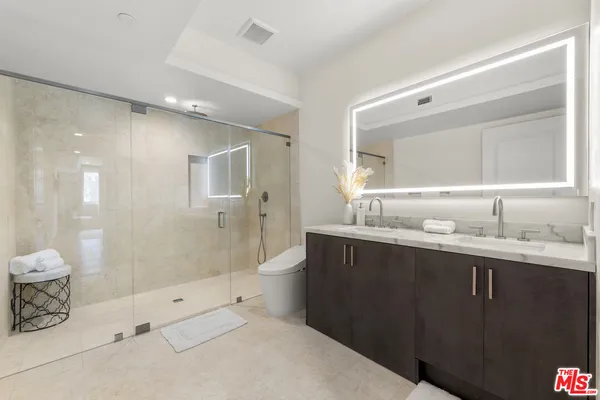 $14,900 | 1825 Pandora Avenue, Unit PH 404, Los Angeles, CA 90025