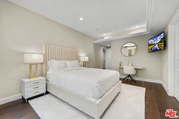 $14,900 | 1825 Pandora Avenue, Unit PH 404, Los Angeles, CA 90025