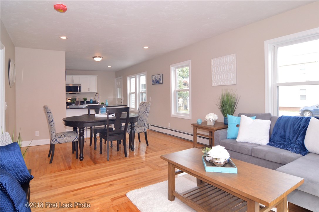 27 Middle Street Warren, RI 02885 - Photo 12 of 39 Gallery Image 12