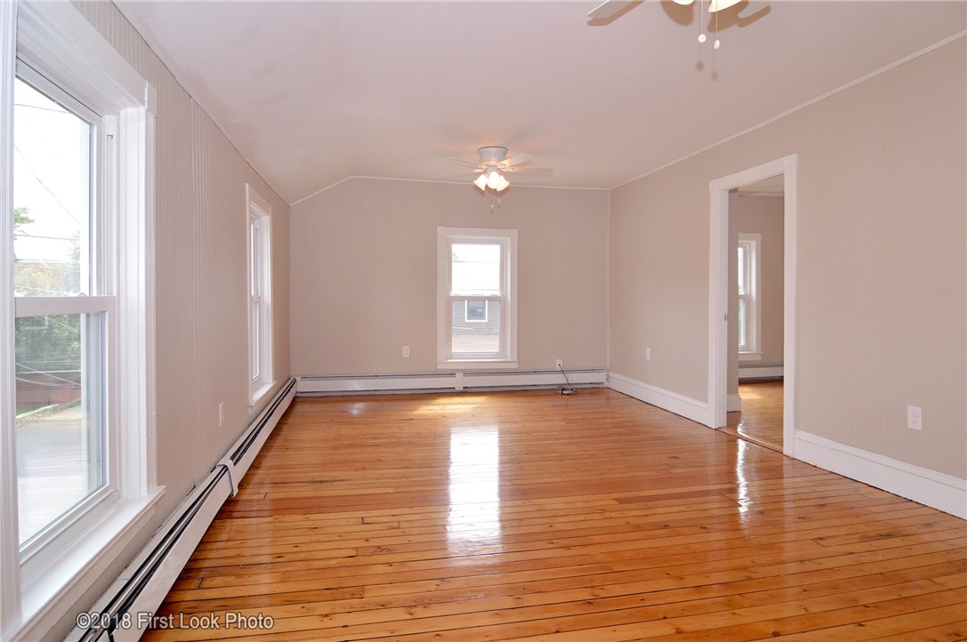27 Middle Street Warren, RI 02885 - Photo 29 of 39 Gallery Image 29