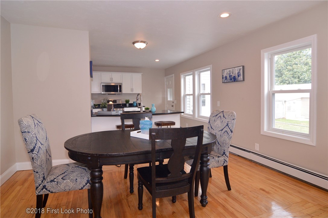 27 Middle Street Warren, RI 02885 - Photo 9 of 39 Gallery Image 9