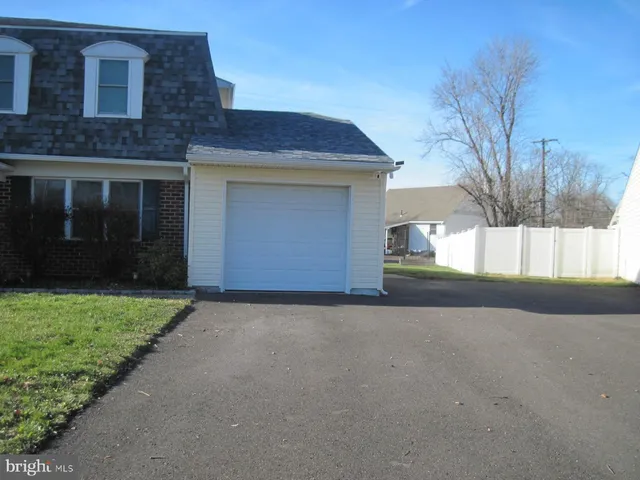 $319,900 | 5 Essex Court, Quakertown, PA 18951