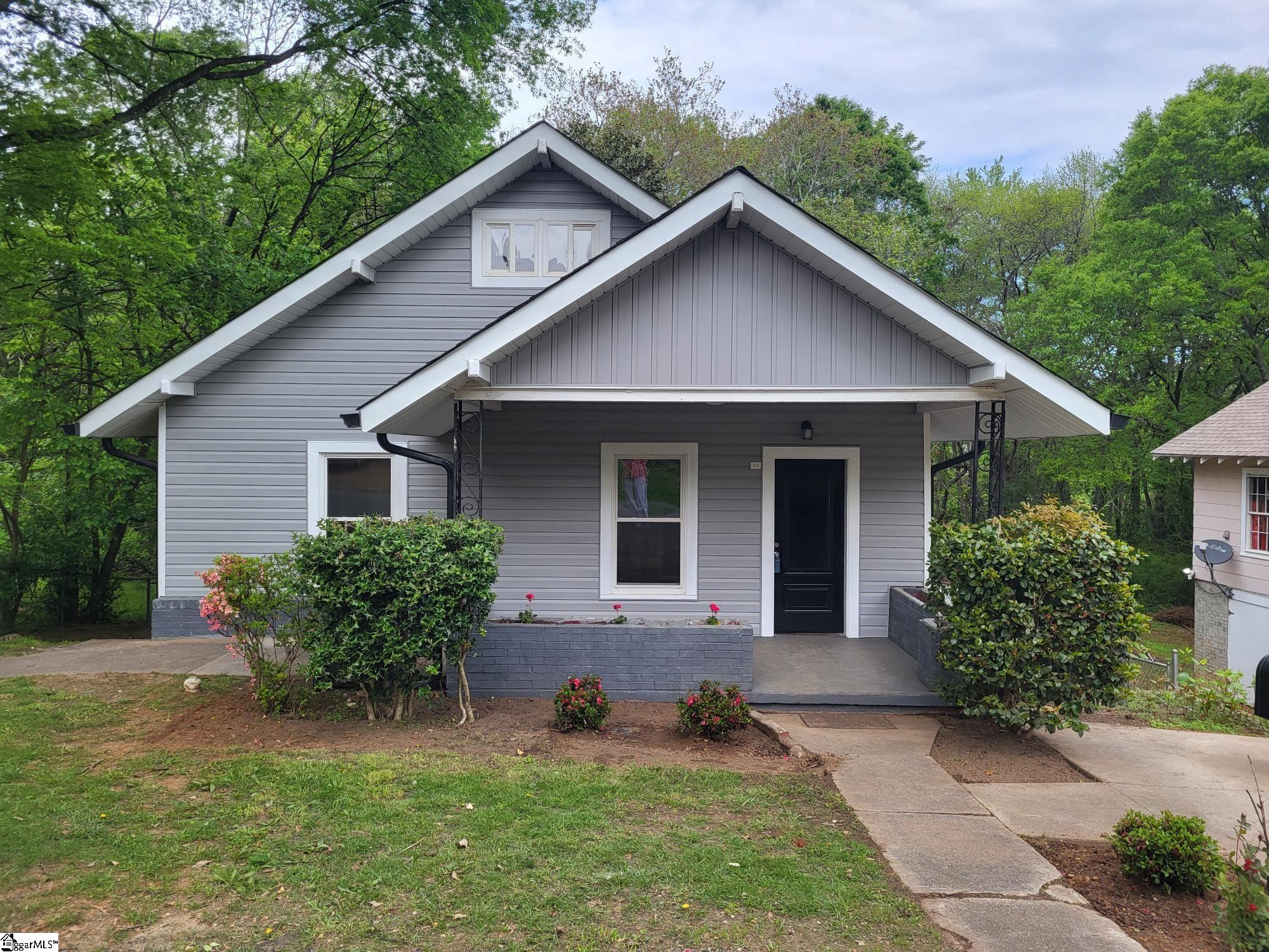 512 Spring Street Greenville, SC 29611 - Photo 1 of 14