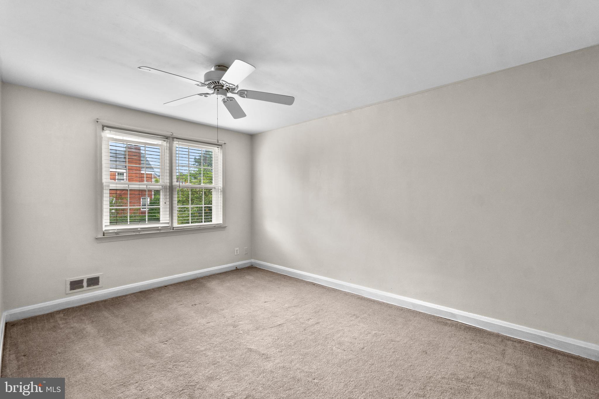 8520 Pleasant Plains Road Towson, MD 21286 - Photo 21 of 40