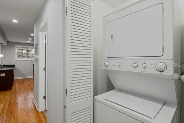 $1,800 | 7359 North Ashland Boulevard, Unit G, Chicago, IL 60626