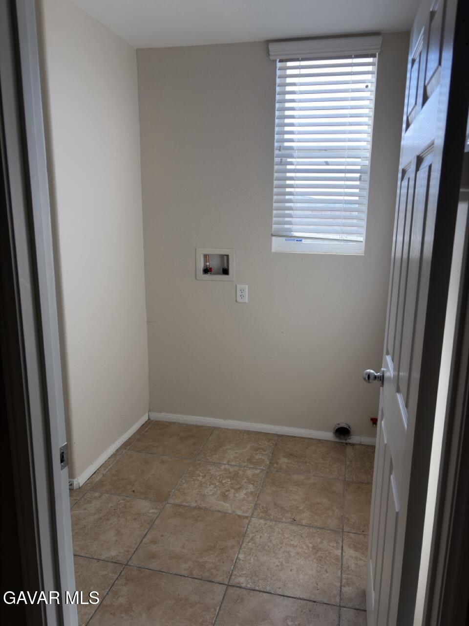 2841 Hornbeam Road Palmdale, CA 93551 - Photo 17 of 19 IMG_7780 Large