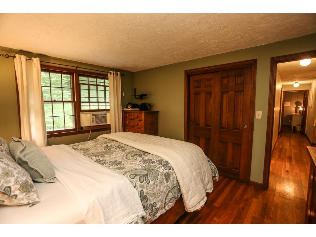 44 New Merrimack Road Bedford, NH 03110 - Photo 17 of 25