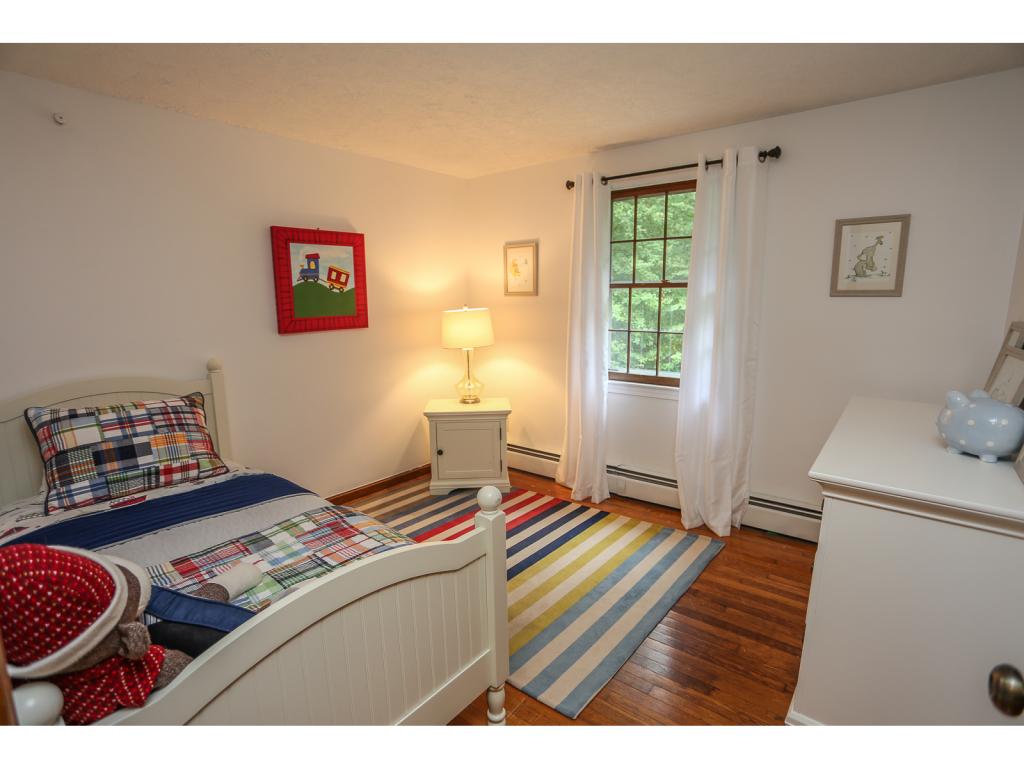 44 New Merrimack Road Bedford, NH 03110 - Photo 20 of 25