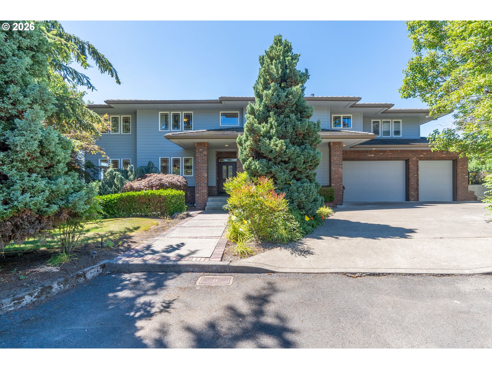 15686 Southwest Pleasantview Court Portland, OR 97224 - Photo 1 of 40
