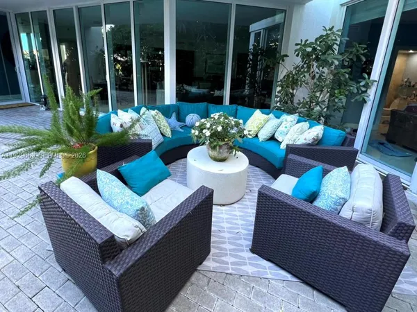 $11,900 | 1000 South Pointe Drive, Unit 308, Miami Beach, FL 33139